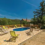 Three-bedroom In Lecevica