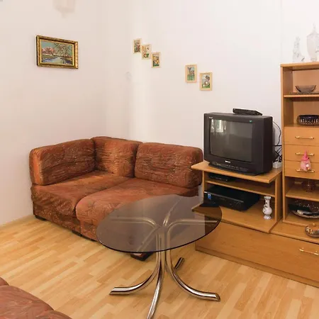 Feriehus Three-bedroom In